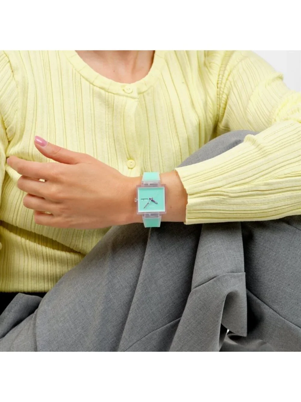Unisex Green Casual Watch Bio-sourced Quartz Square Analog Stylish Wrist Watch